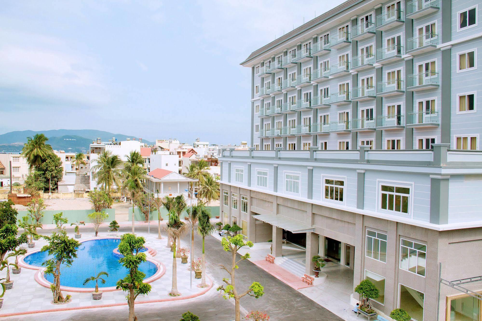 Sky Nha Trang Hotell Exteriör bild
