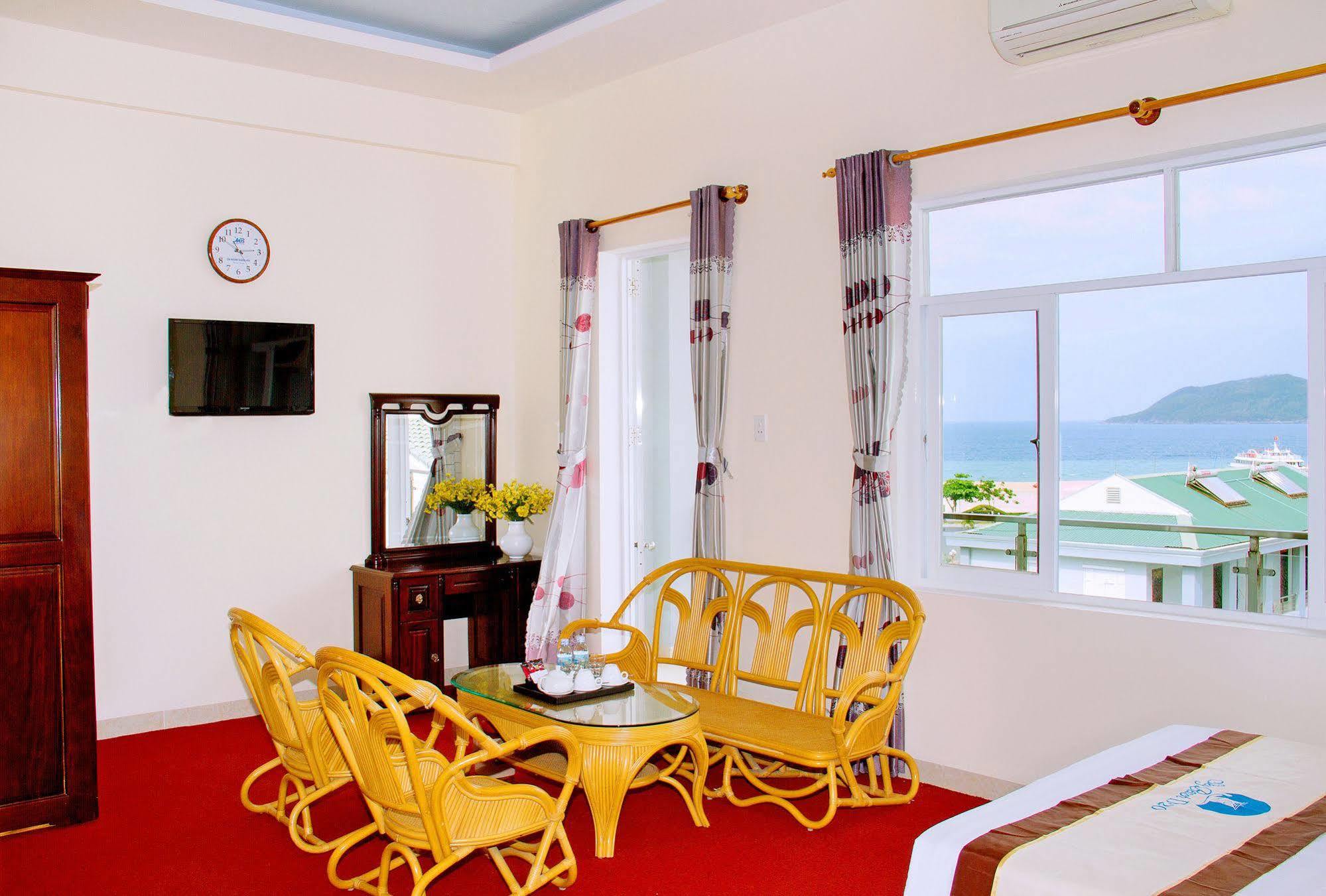 Sky Nha Trang Hotell Exteriör bild