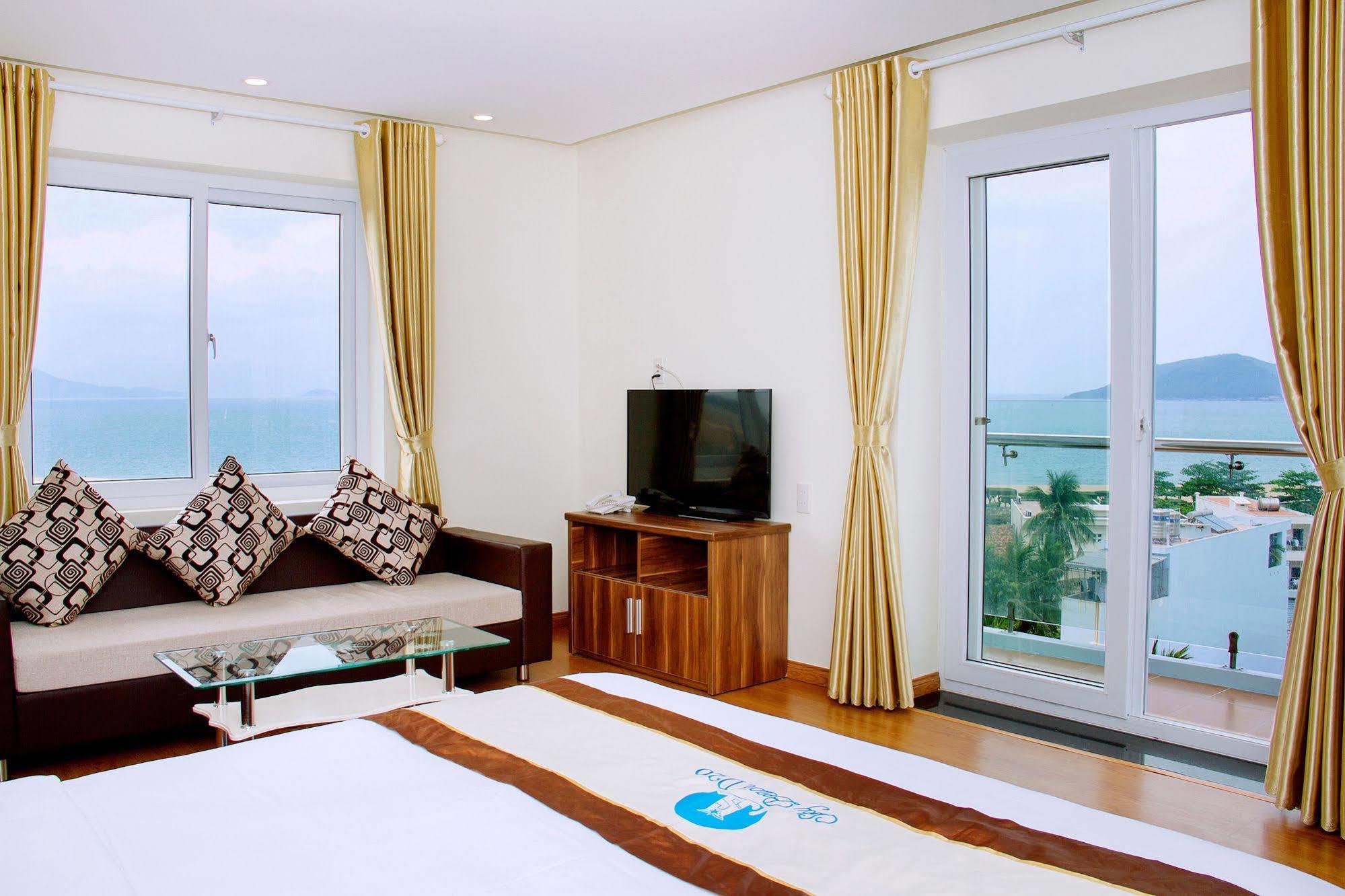 Sky Nha Trang Hotell Exteriör bild
