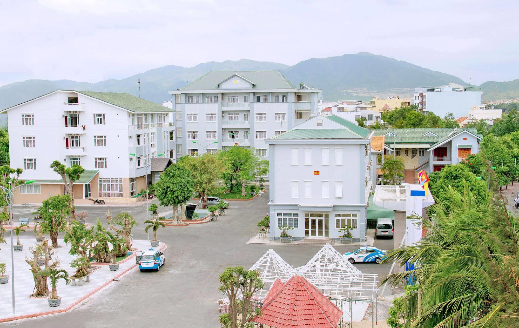 Sky Nha Trang Hotell Exteriör bild